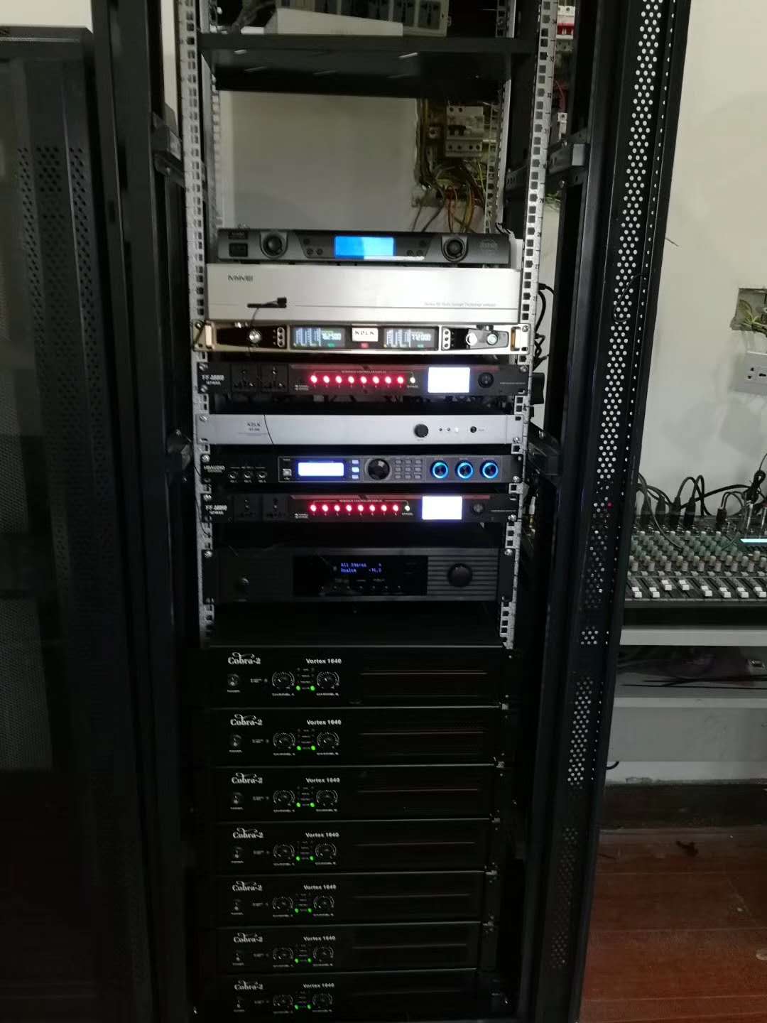 ���������4